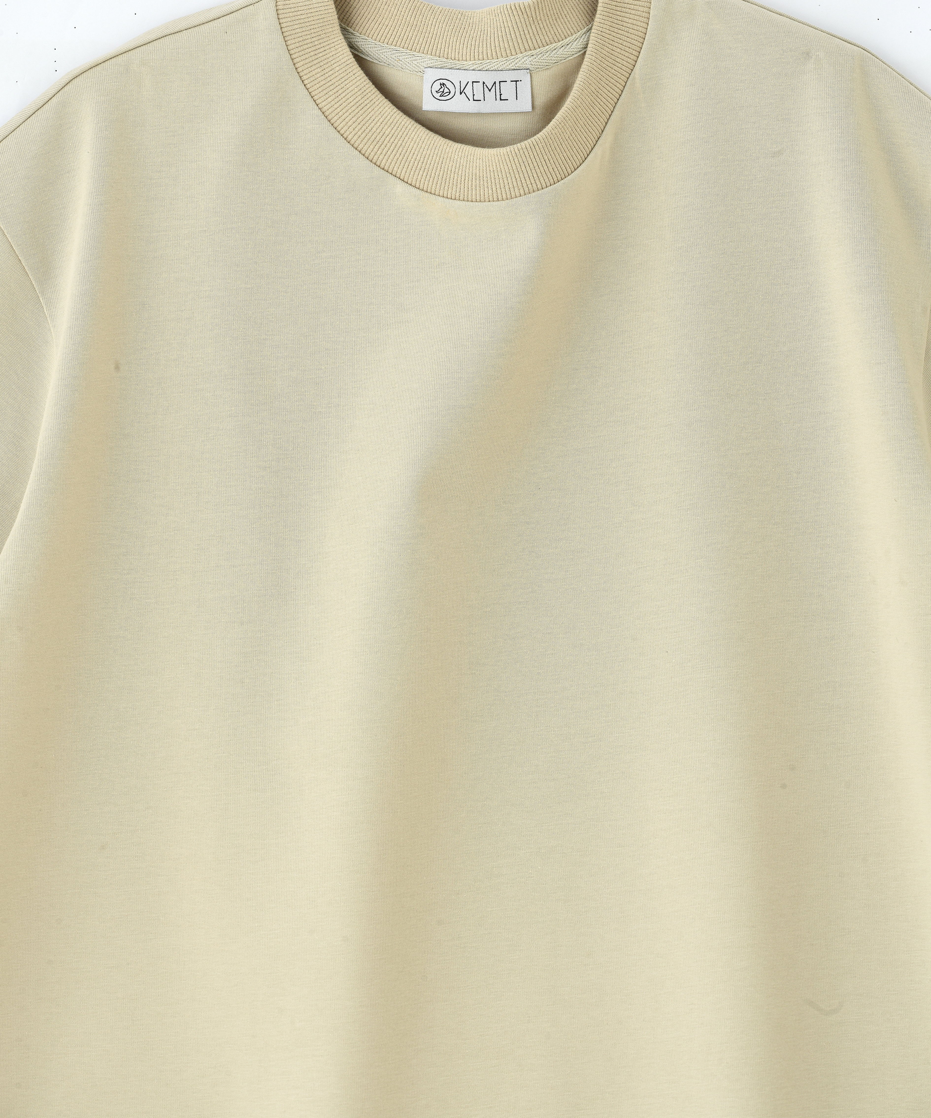 KEMET | Oversized Basic T-shirt in cotton Beige