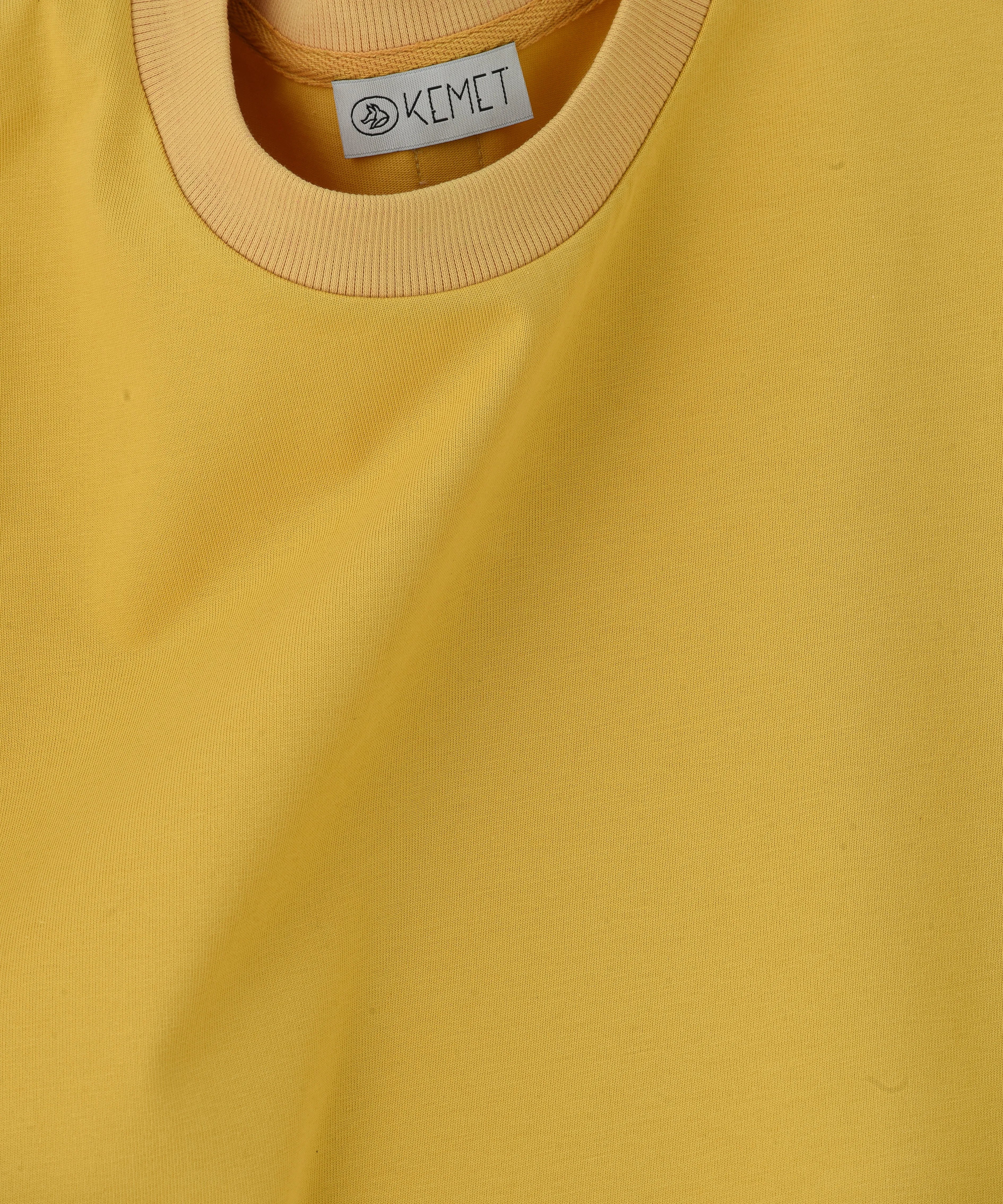 KEMET | Oversized Basic T-shirt in Cotton Mustard Yellow