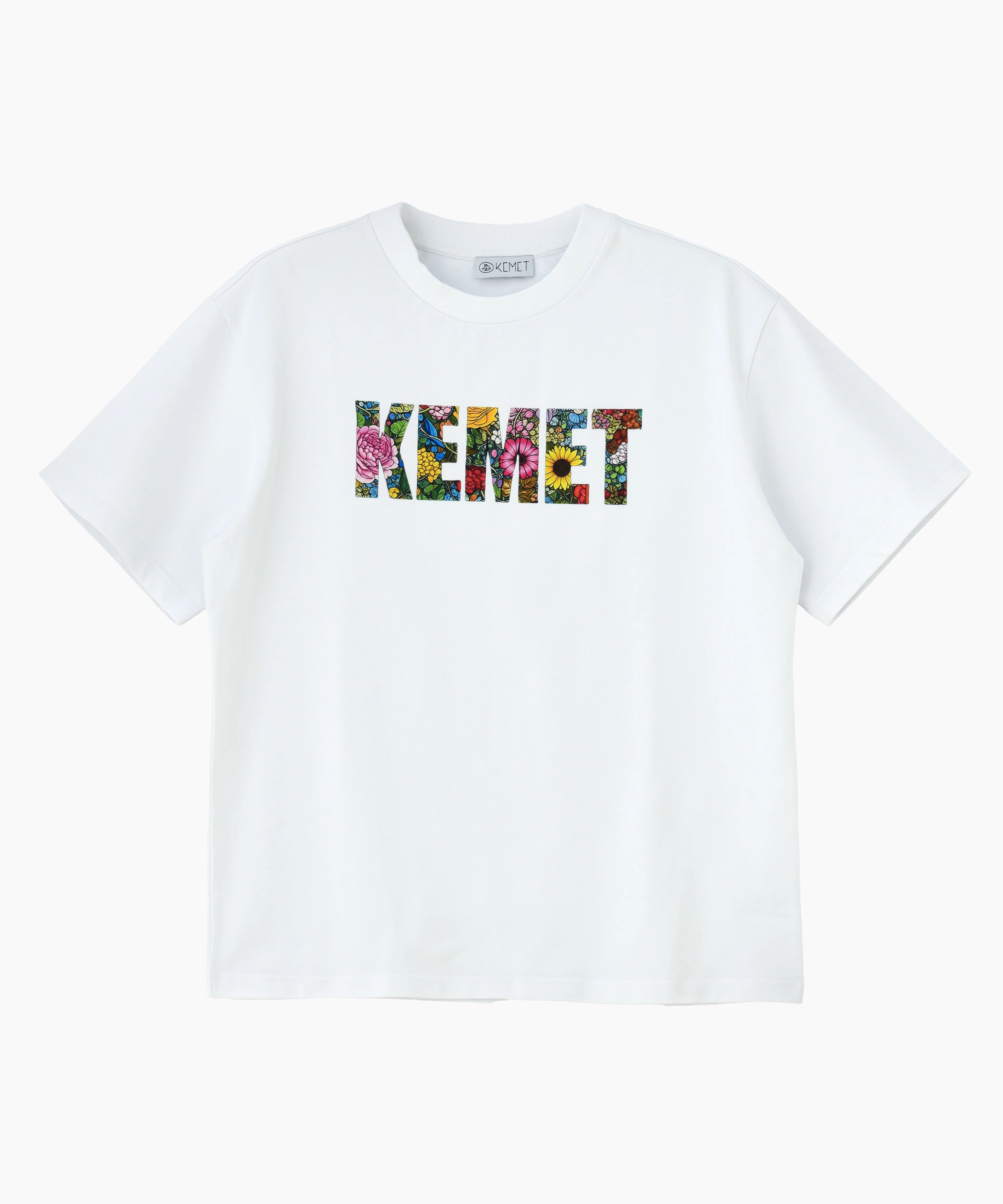 BLOOMING — Graphic Oversized Tee
Available in: White, Off-White/Multi