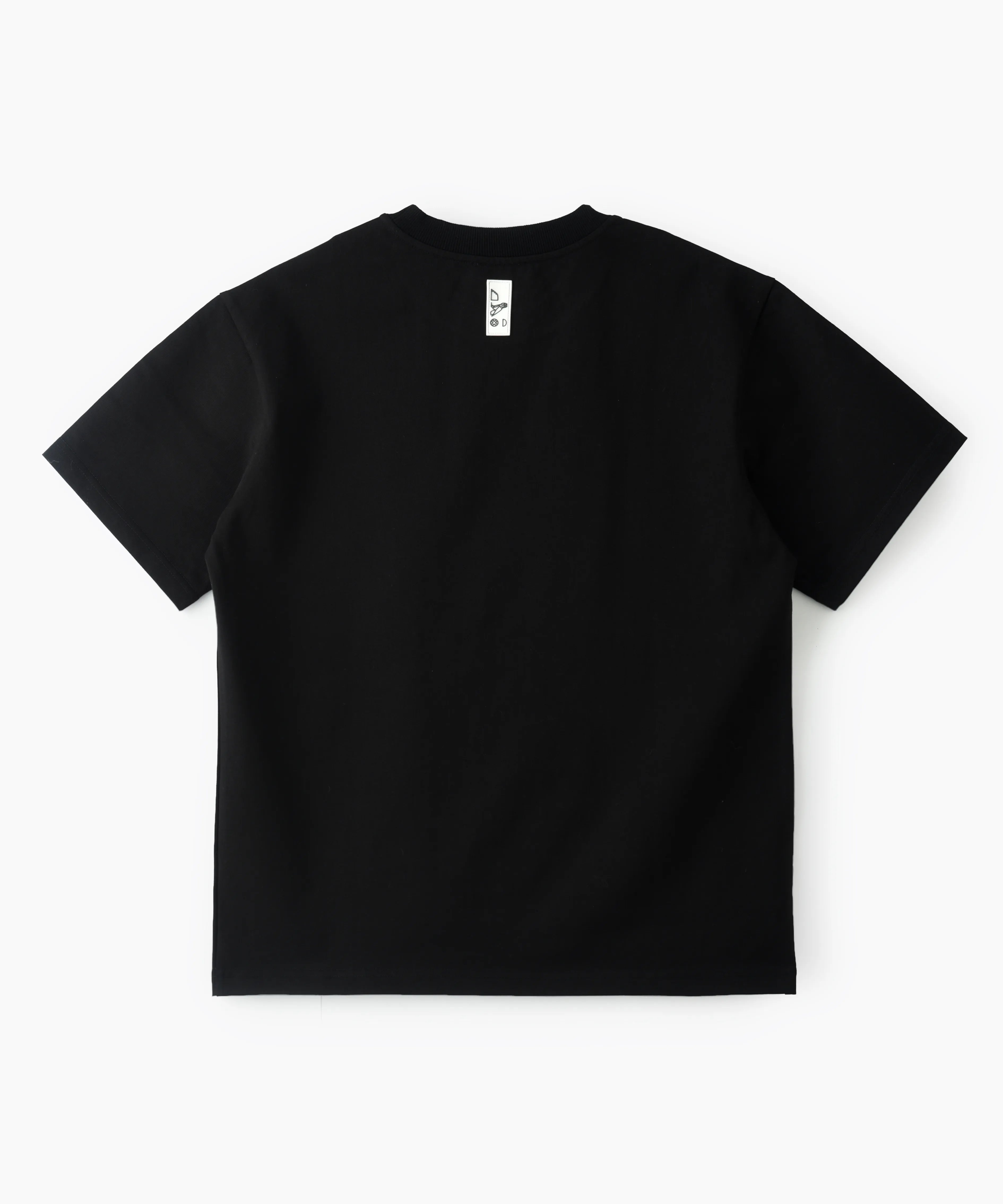 ANOBIS — Graphic Oversized Tee
Available in: Black